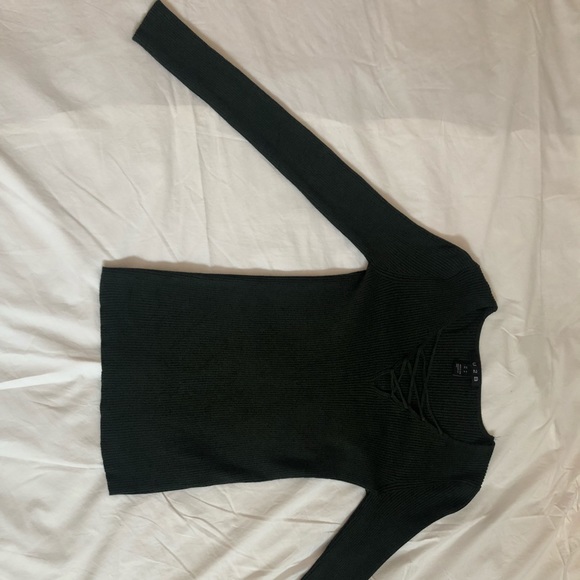 Dark green long sleeve shirt from URBAN PLANET - Picture 1 of 4